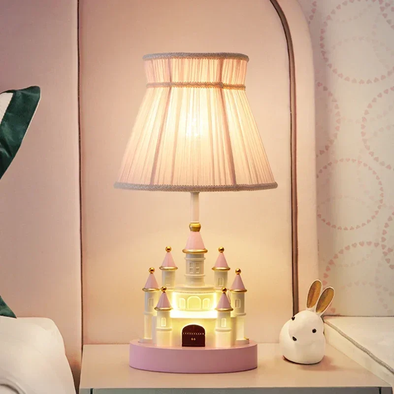 Princess Castle Modern Pink Girl Table Lamp for Children Bedroom Bedside Home Art Decoration LED Desk Lighting Fixtures Kid Gift
Princess Castle Modern Pink Girl Table Lamp for Children Bedroom Bedside Home Art Decoration LED Desk Lighting Fixtures Kid Gift