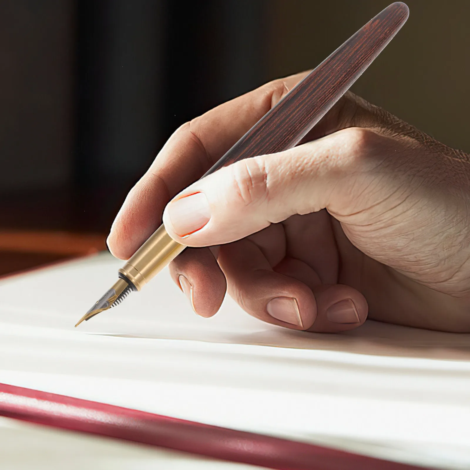 Деревянная перьевая ручка с плавным письмом, идеально подходит для офиса, школы, каллиграфии, элегантный портативный дизайн, долговечная и качественная.
Деревянная перьевая ручка с плавным письмом, идеально подходит для офиса, школы, каллиграфии, элегантный портативный дизайн, долговечная и качественная.