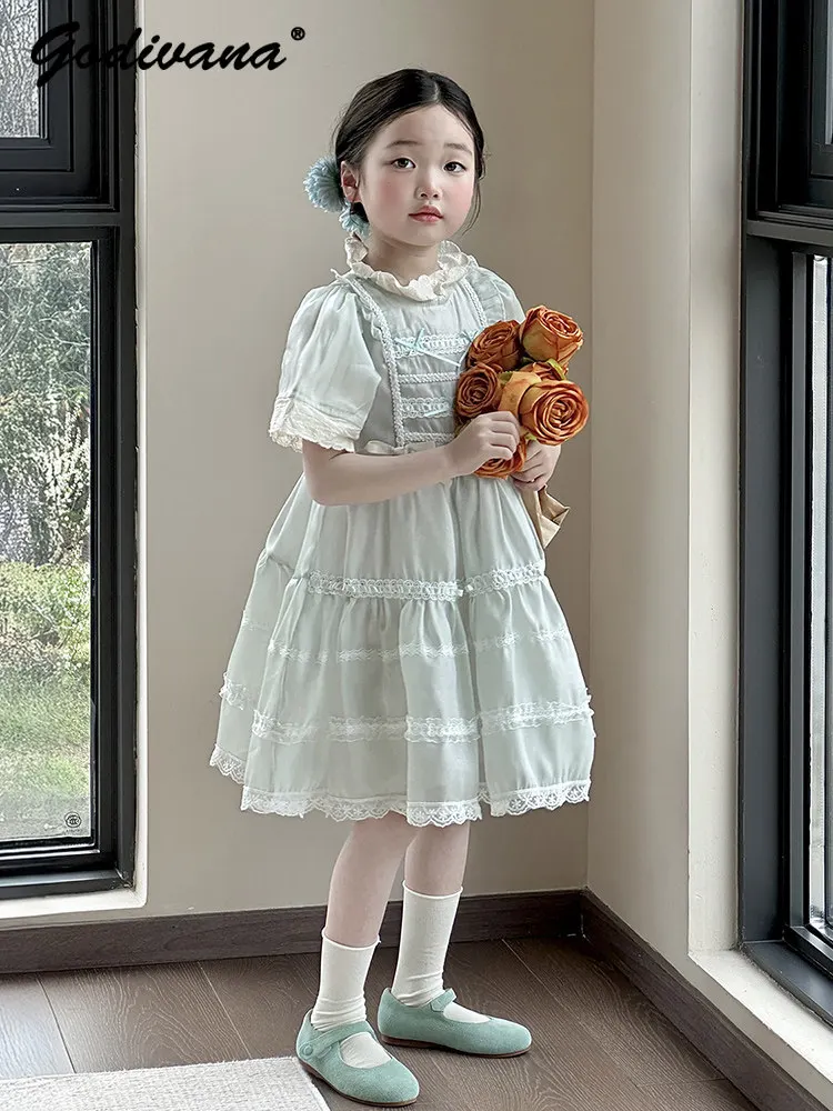 Sweet Baby Girls 2026 New Summer High End Lolita Princess Dress Kids Exquisite Bow Ruffle Trim Breathable Birthday Party Dress
Sweet Baby Girls 2026 New Summer High End Lolita Princess Dress Kids Exquisite Bow Ruffle Trim Breathable Birthday Party Dress