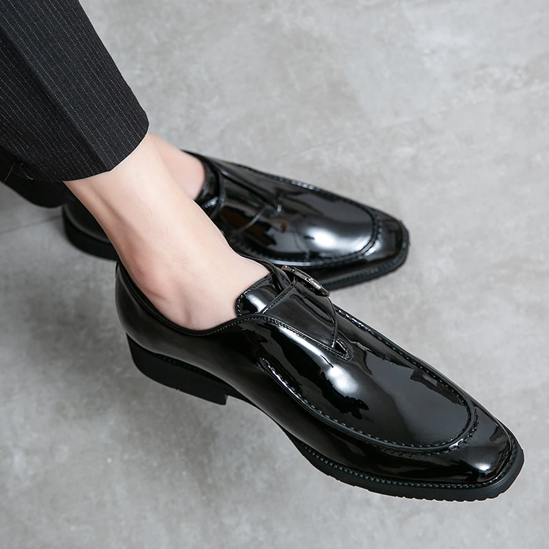 men loafers Luxury Classic Slip-On Men Shoes Walking Loafers slip on Leather Comfortable Mens fashion Moccasins Casual Shoes men
men loafers Luxury Classic Slip-On Men Shoes Walking Loafers slip on Leather Comfortable Mens fashion Moccasins Casual Shoes men