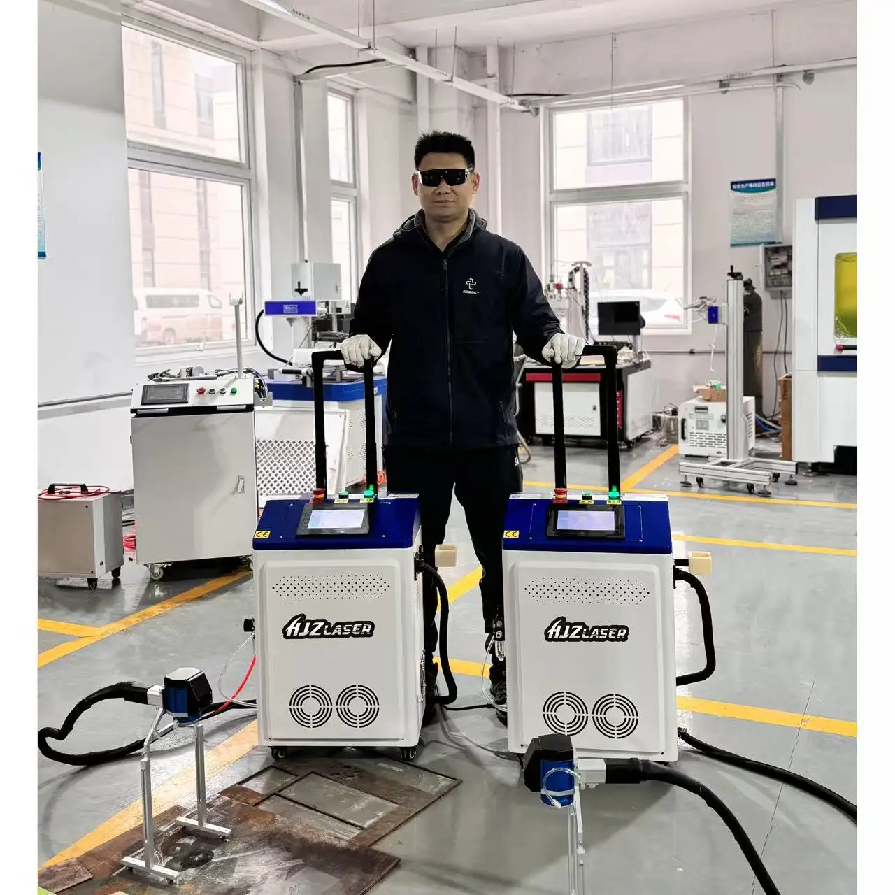 200W 300W Portable Rust Remover Fiber Laser Cleaning Machine Dry Ice Blasting Machine Laser Cleaning Machine
200W 300W Portable Rust Remover Fiber Laser Cleaning Machine Dry Ice Blasting Machine Laser Cleaning Machine