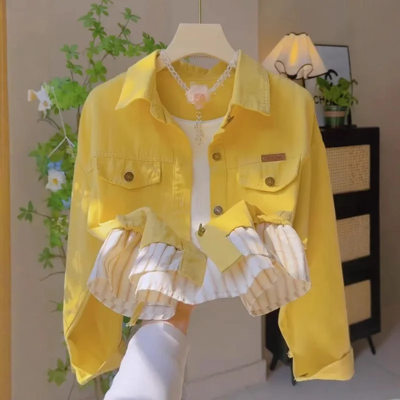 Women Outerwear Long sleeves Loose Jean Jacket Female Windbrea 2025 New Fashion Autumn Splicing Fake Two-piece Denim Jacket Coat
Women Outerwear Long sleeves Loose Jean Jacket Female Windbrea 2025 New Fashion Autumn Splicing Fake Two-piece Denim Jacket Coat