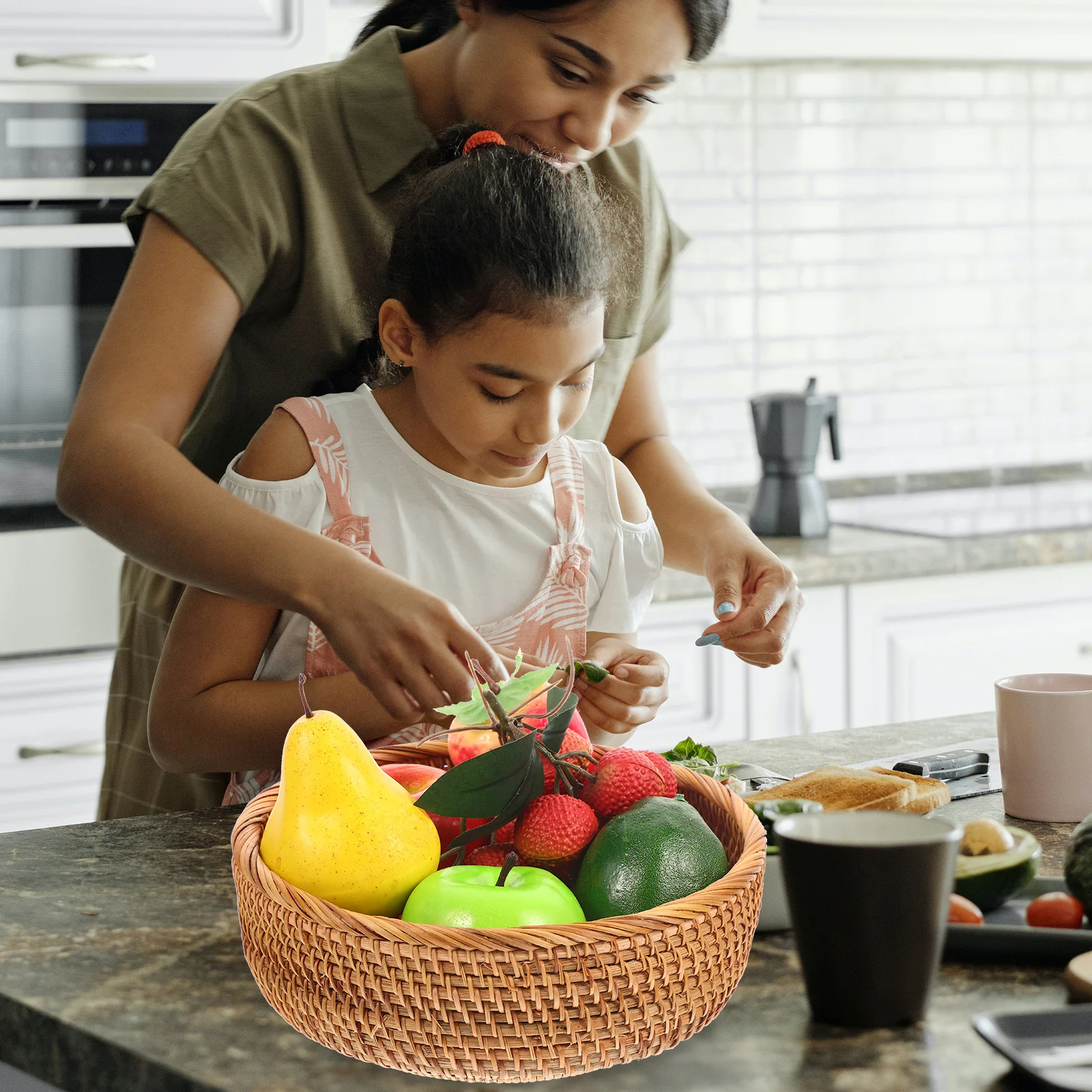 Rattan Woven Basket Fruit and Bread Storage Container Natural Rustic Design Kitchen Countertop Organizer Decorative Food Serving
Rattan Woven Basket Fruit and Bread Storage Container Natural Rustic Design Kitchen Countertop Organizer Decorative Food Serving
