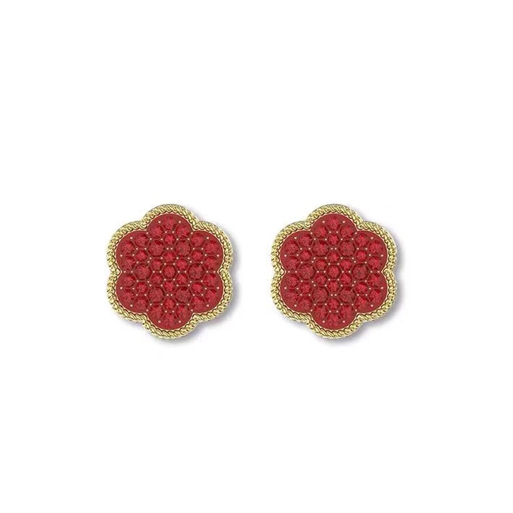 Gold Tone Red Crystal Flower Stud Earrings – Full Pavé & Scalloped Edge
Gold Tone Red Crystal Flower Stud Earrings – Full Pavé & Scalloped Edge