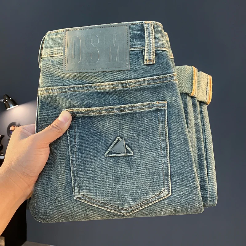 2025 новые осенние винтажные синие мужские элитные модные брендовые облегающие повседневные роскошные джинсовые длинные брюки с небольшой ногой
2025 новые осенние винтажные синие мужские элитные модные брендовые облегающие повседневные роскошные джинсовые длинные брюки с небольшой ногой