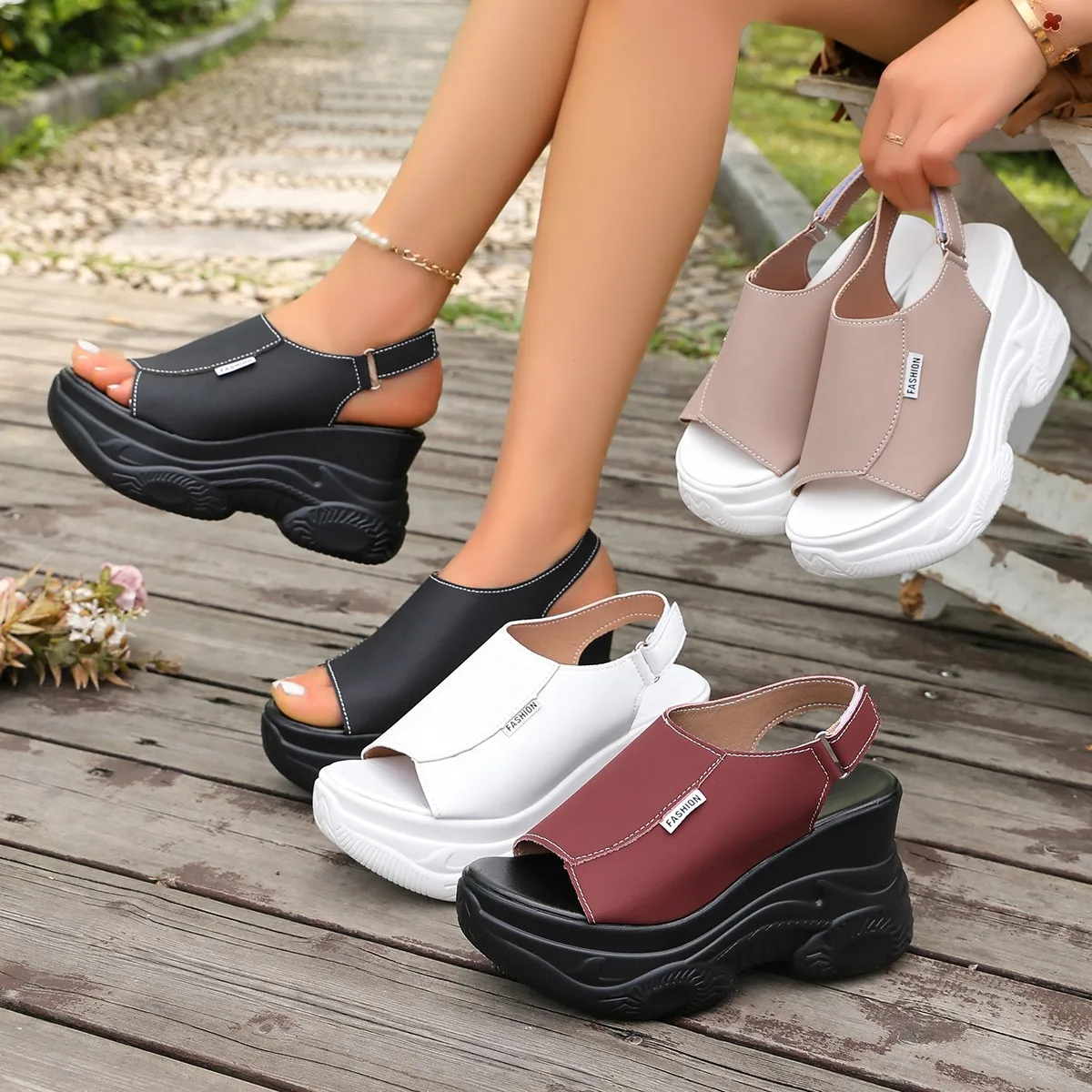 *Summer Hot Selling Round Toe Comfortable Thick Soled Sandals Fashionable New Style Elegant and Sexy Temperament Banquet Sandals
*Summer Hot Selling Round Toe Comfortable Thick Soled Sandals Fashionable New Style Elegant and Sexy Temperament Banquet Sandals