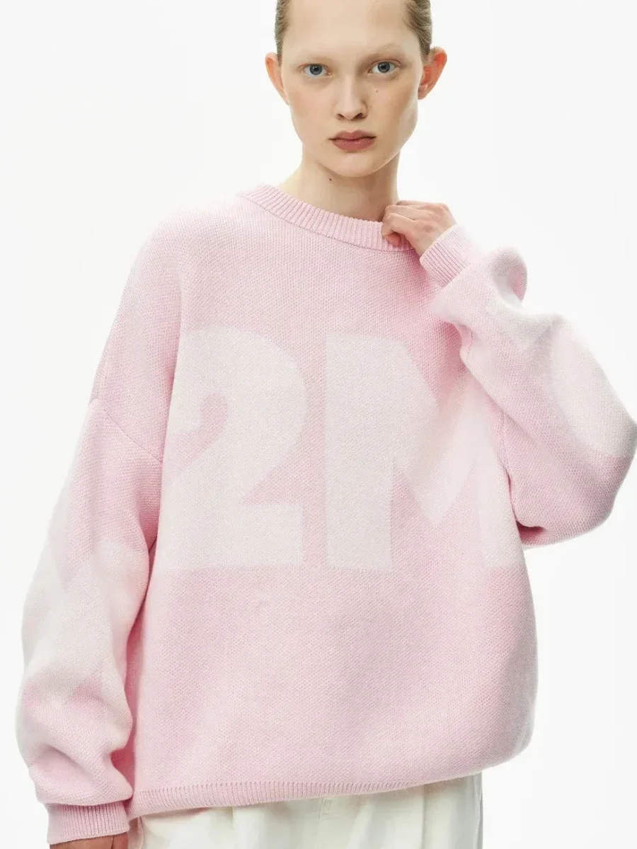 2025 New Fashion Oversized Women's O-neck Sweater Printed Casual Loose Comfortable Knitted Warm Thick Pullover for Autumn Winter
2025 New Fashion Oversized Women's O-neck Sweater Printed Casual Loose Comfortable Knitted Warm Thick Pullover for Autumn Winter
