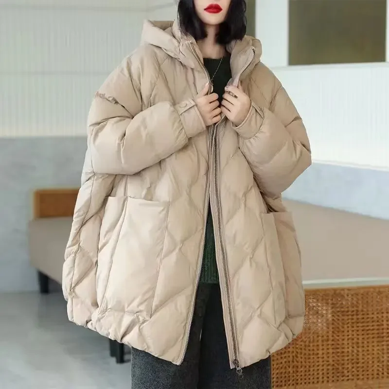 2024 New Women Down Cotton Coat Winter Jacket Female Short Parkas Loose Thick Warm Outwear Versatile Fashion Hooded Overcoat
2024 New Women Down Cotton Coat Winter Jacket Female Short Parkas Loose Thick Warm Outwear Versatile Fashion Hooded Overcoat