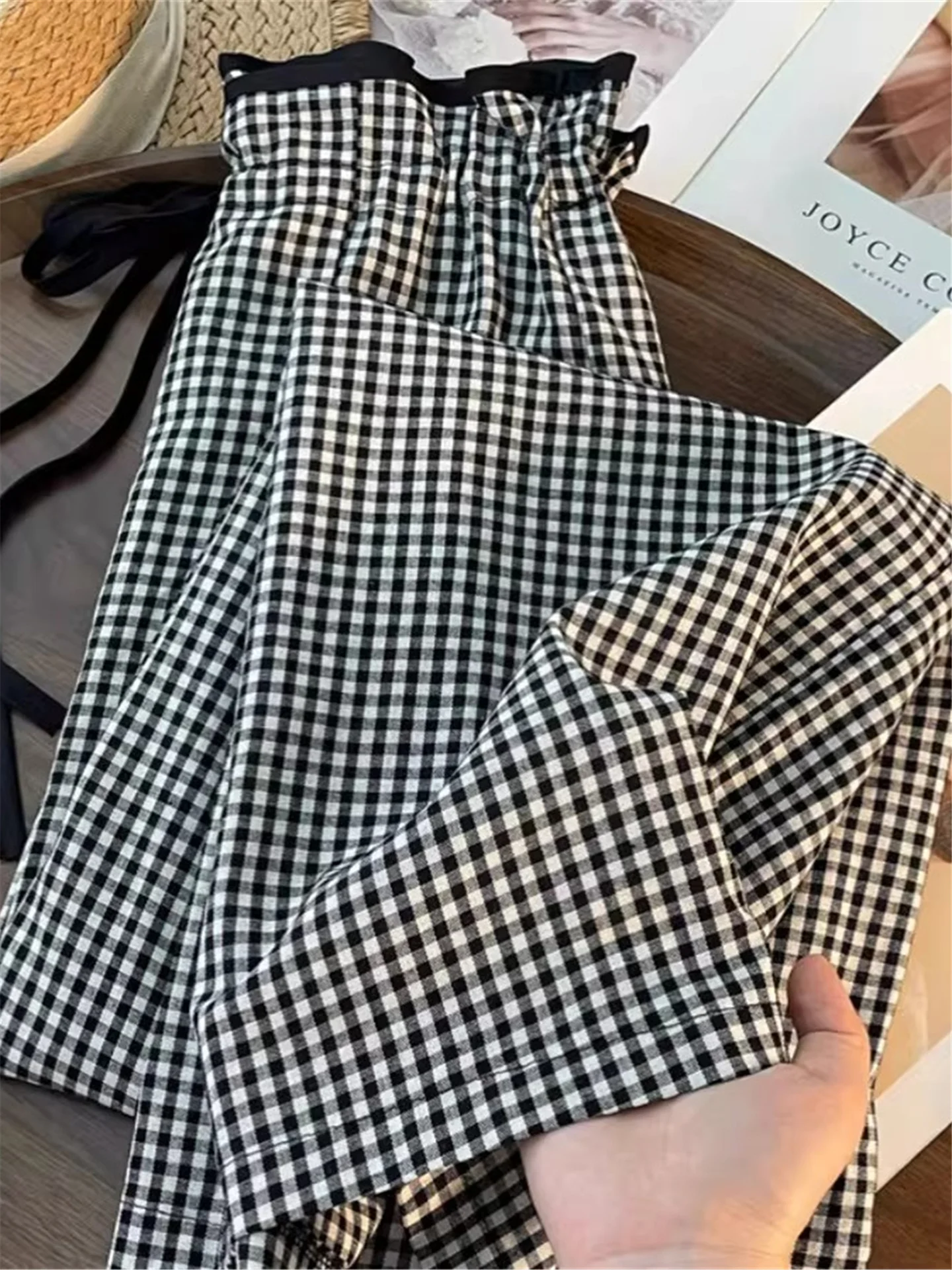 High Waist Plaid Casual Pants for Women Vintage Design Slimming Wide Leg Straight Cut Summer Lightweight Quick Dry Anti-Mosquito
High Waist Plaid Casual Pants for Women Vintage Design Slimming Wide Leg Straight Cut Summer Lightweight Quick Dry Anti-Mosquito