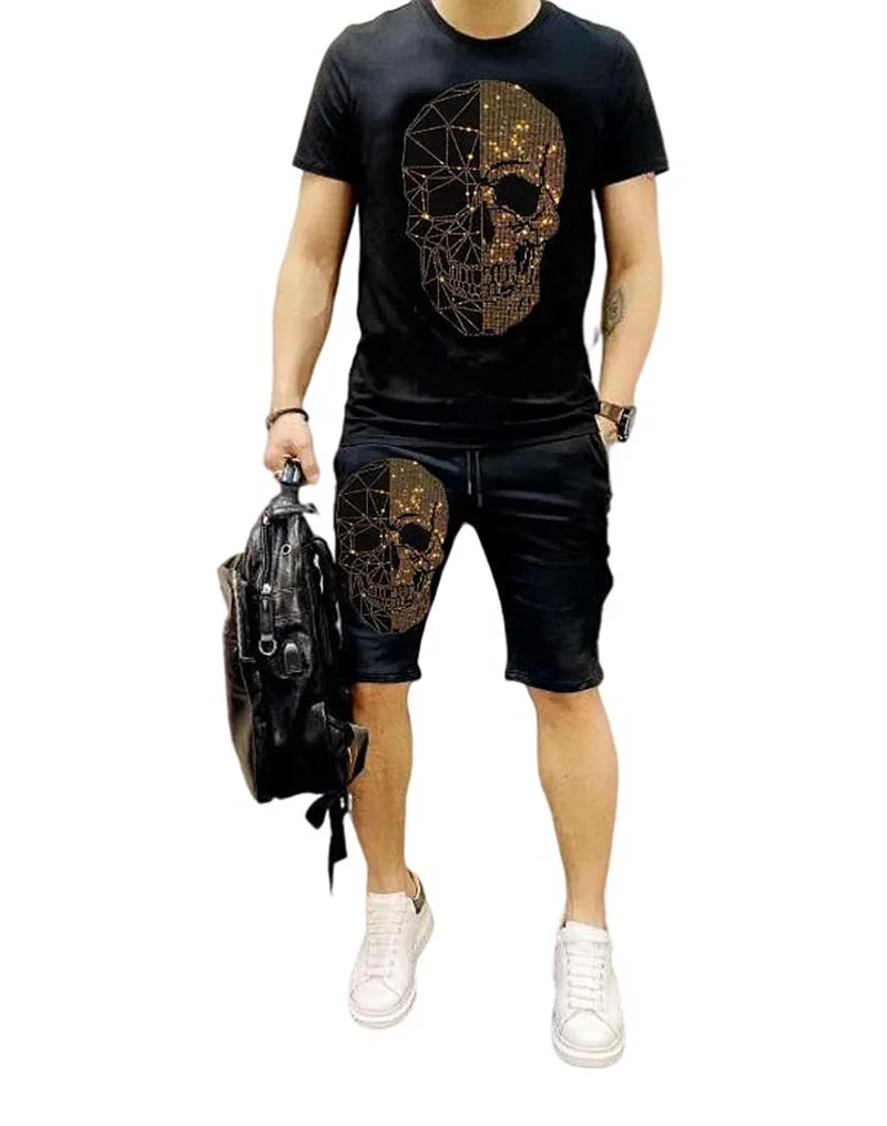 Женский костюм, мужской комплект с бриллиантами 
Женский костюм, мужской комплект с бриллиантами