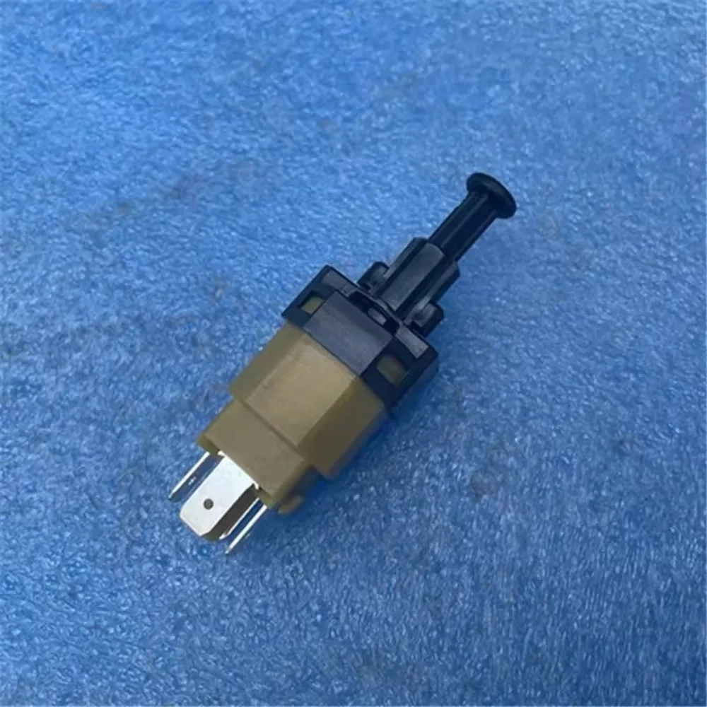 For Chery Tiggo 3 3X 5X 7 8 Foot Brake Tiggo Brake Light Switch
For Chery Tiggo 3 3X 5X 7 8 Foot Brake Tiggo Brake Light Switch