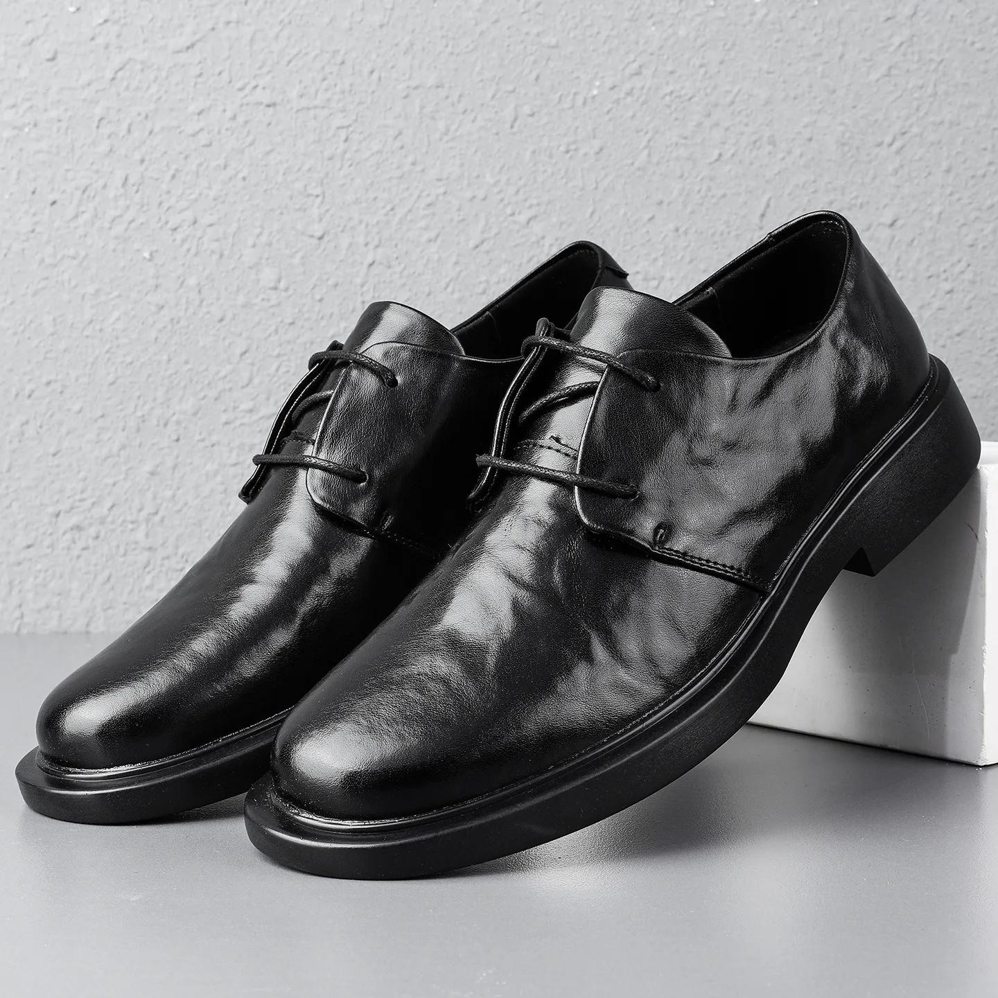 British Shoes Man Leather Casual Shoes Business Dress Leather Shoes Men
British Shoes Man Leather Casual Shoes Business Dress Leather Shoes Men