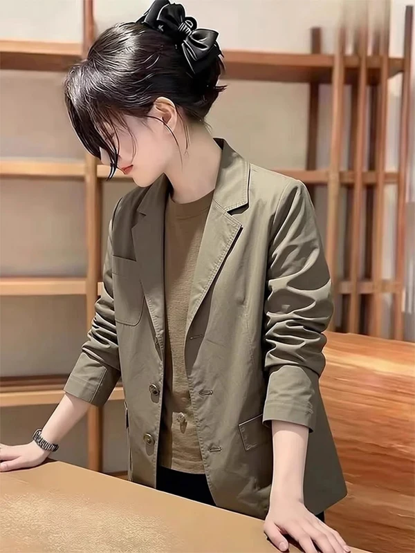 Retro Minimalist Style Women's Suit Jacket Long Sleeve Casual Elegant Spring New Arrival High-End Feelings Commute Style
Retro Minimalist Style Women's Suit Jacket Long Sleeve Casual Elegant Spring New Arrival High-End Feelings Commute Style