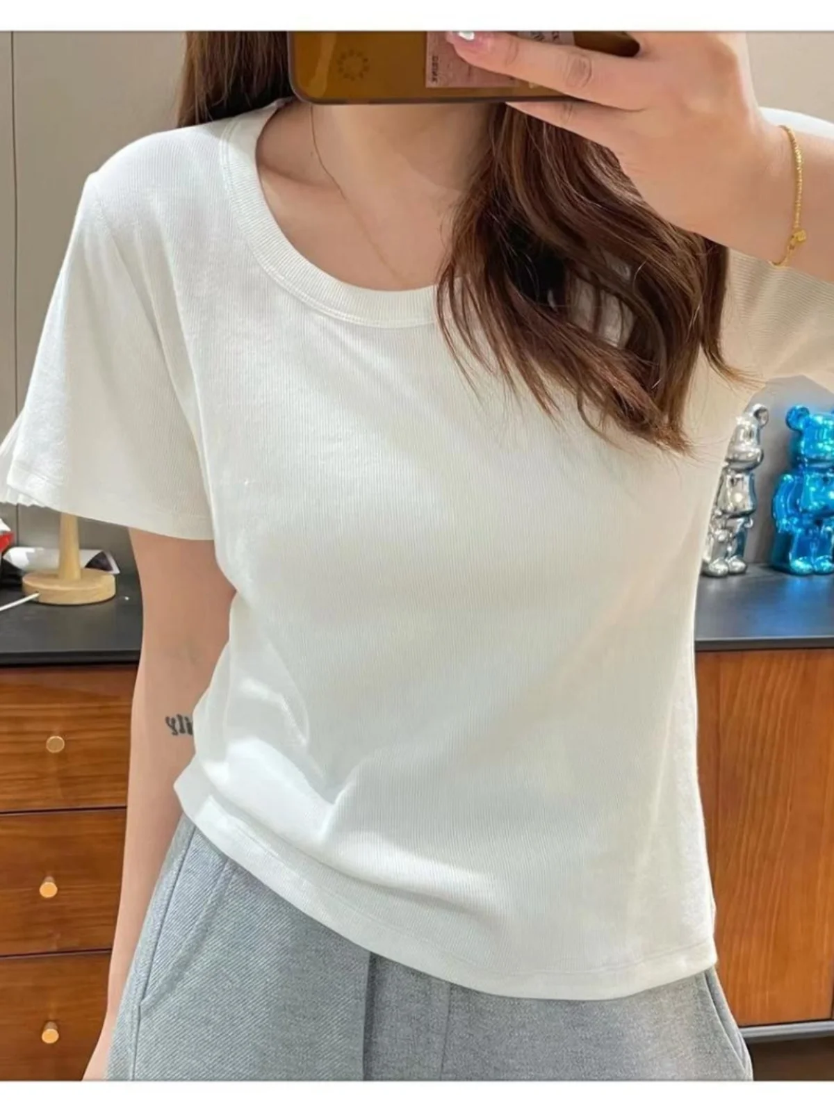plus Size U-Neck Short Sleeve T-Shirt Casual Loose Thin Korean Style Women's Summer Top for plus Size Women Age Reduction
plus Size U-Neck Short Sleeve T-Shirt Casual Loose Thin Korean Style Women's Summer Top for plus Size Women Age Reduction