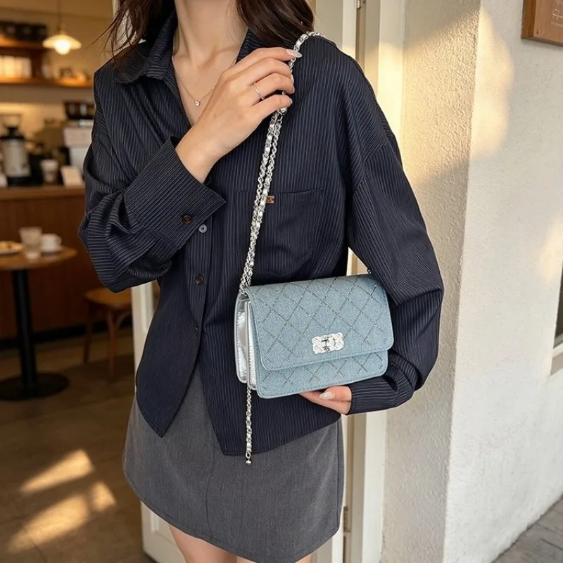 Luxury Leather Diaper Bag For Women Minimalist Design Handbag Elegant Classic Commuter Large Capacity Bag
Luxury Leather Diaper Bag For Women Minimalist Design Handbag Elegant Classic Commuter Large Capacity Bag