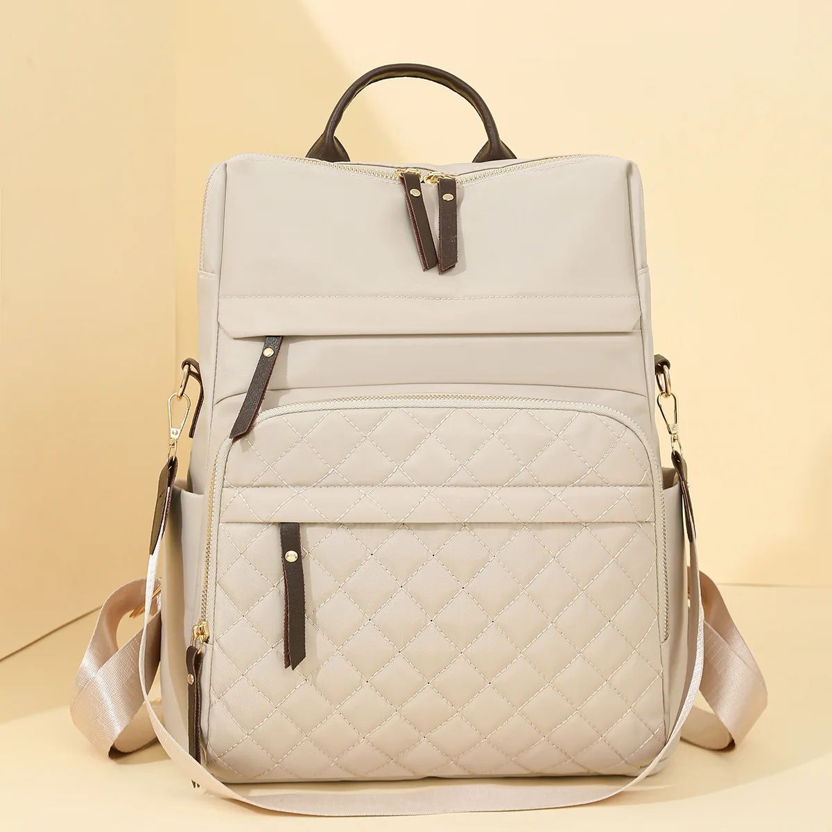 Nylon lightweight single-shoulder backpack for students, 14-inch computer storage, diamond-shaped large-capacity travel backpack
Nylon lightweight single-shoulder backpack for students, 14-inch computer storage, diamond-shaped large-capacity travel backpack