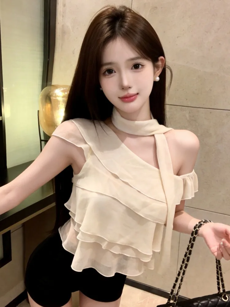 Sexy Girl Lace Trim Sleeveless Crop Top Women's Summer New Style Sexy Belly Button Short Shirt Gentle Wind Layered Skirt
Sexy Girl Lace Trim Sleeveless Crop Top Women's Summer New Style Sexy Belly Button Short Shirt Gentle Wind Layered Skirt