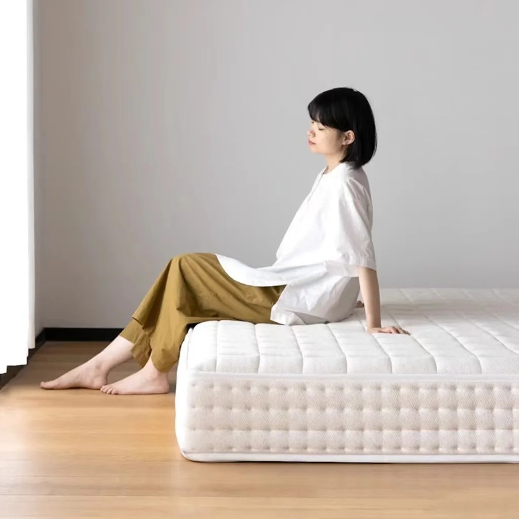 Customizable independent spring household soft and hard bed cushion removable and washable 25cm
Customizable independent spring household soft and hard bed cushion removable and washable 25cm