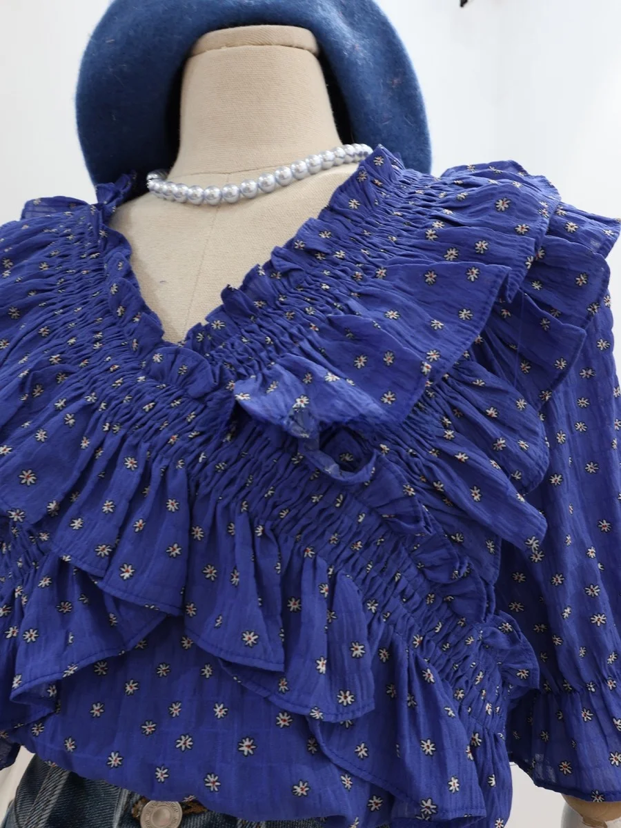 V-Ne Polka Dot Blouse Crossed Lace Hem Doll irt Faionable Summer Retro Polyester Bubble Sve Loose Fit Top for Women
V-Ne Polka Dot Blouse Crossed Lace Hem Doll irt Faionable Summer Retro Polyester Bubble Sve Loose Fit Top for Women