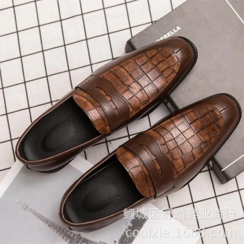 Men's Pointed Toe Shoes British Casual Large Size 47 Retro Trendy Shoes H613
Men's Pointed Toe Shoes British Casual Large Size 47 Retro Trendy Shoes H613