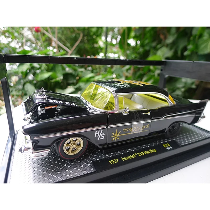 M2 Diecast 1:24 Scale 1957 210 Hardtop R73 Classic Sports Car Alloy Car Model Series Toy Automobile Souvenirs Collection Gift
M2 Diecast 1:24 Scale 1957 210 Hardtop R73 Classic Sports Car Alloy Car Model Series Toy Automobile Souvenirs Collection Gift