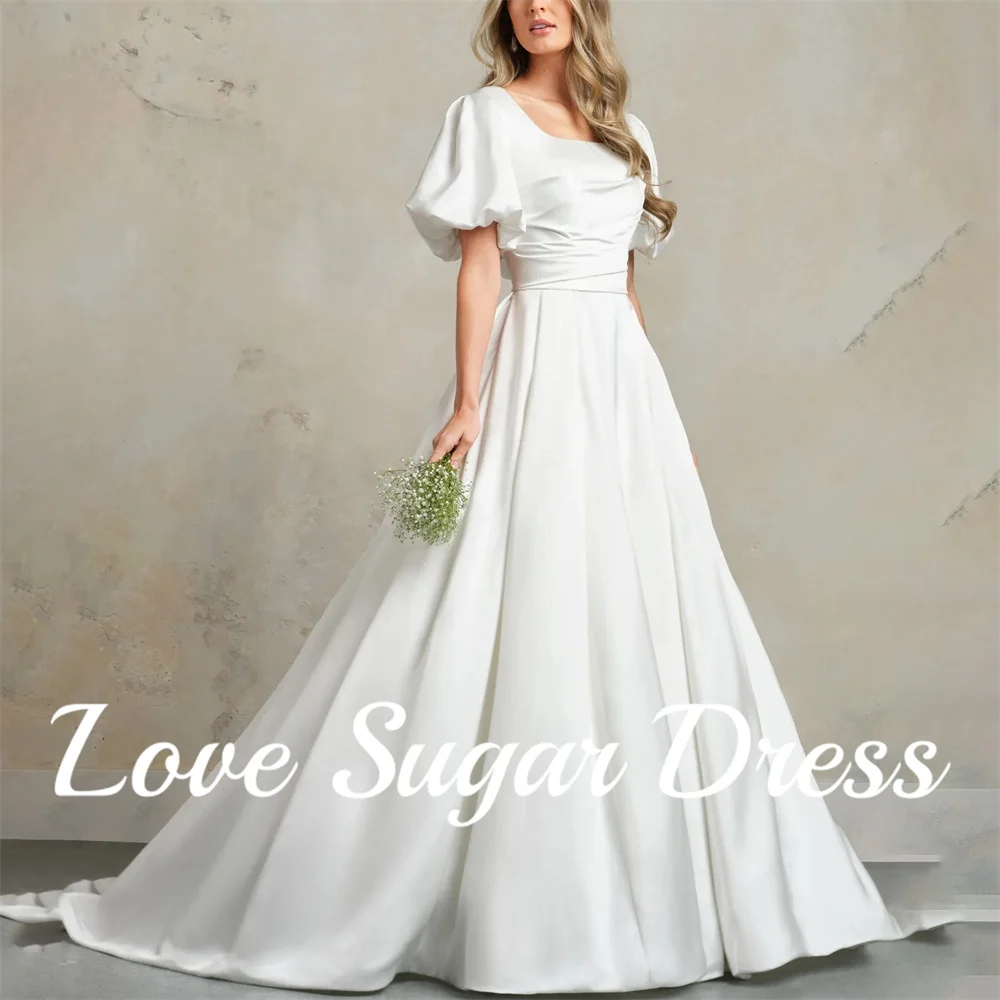 Elegant Square Neck Wedding Dresses With Pocket Puff Short Sleeves Bridal Gown A Line Pleated Long Train Back Button Bride Dress
Elegant Square Neck Wedding Dresses With Pocket Puff Short Sleeves Bridal Gown A Line Pleated Long Train Back Button Bride Dress