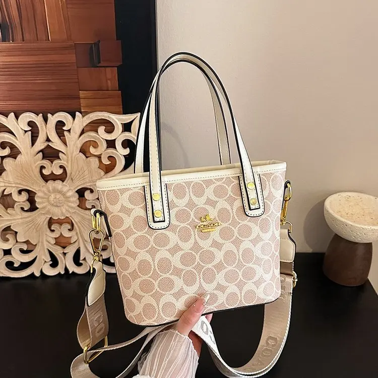 Chic Crossbody Diaper Bag For Women Luxury Leather Tote Vintage Minimalist Designer Large Capacity Elegant And Practical
Chic Crossbody Diaper Bag For Women Luxury Leather Tote Vintage Minimalist Designer Large Capacity Elegant And Practical