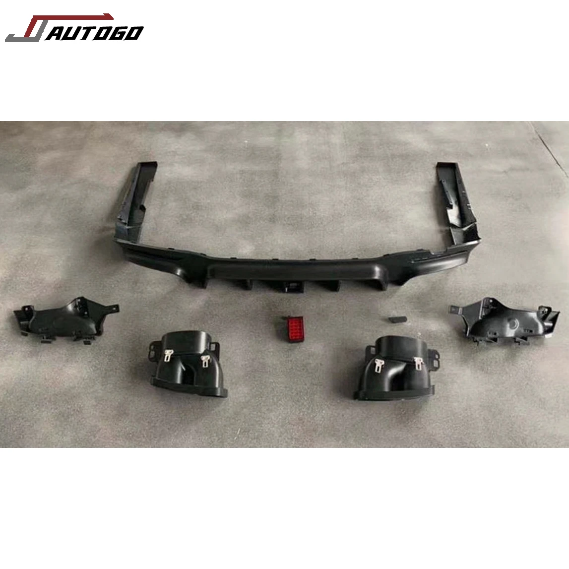 ZAIQU Brabas B700 For S Class W222 S350 S400 S450 S500 2017 2018 2019 to Sport S63 Style with black grille and
ZAIQU Brabas B700 For S Class W222 S350 S400 S450 S500 2017 2018 2019 to Sport S63 Style with black grille and