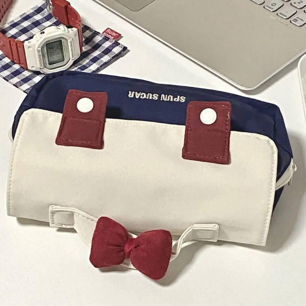 Новая мода многослойный пенал милый многофункциональный галстук-бабочка канцелярские принадлежности студенческие принадлежности откидная крышка сумка для хранения
Новая мода многослойный пенал милый многофункциональный галстук-бабочка канцелярские принадлежности студенческие принадлежности откидная крышка сумка для хранения