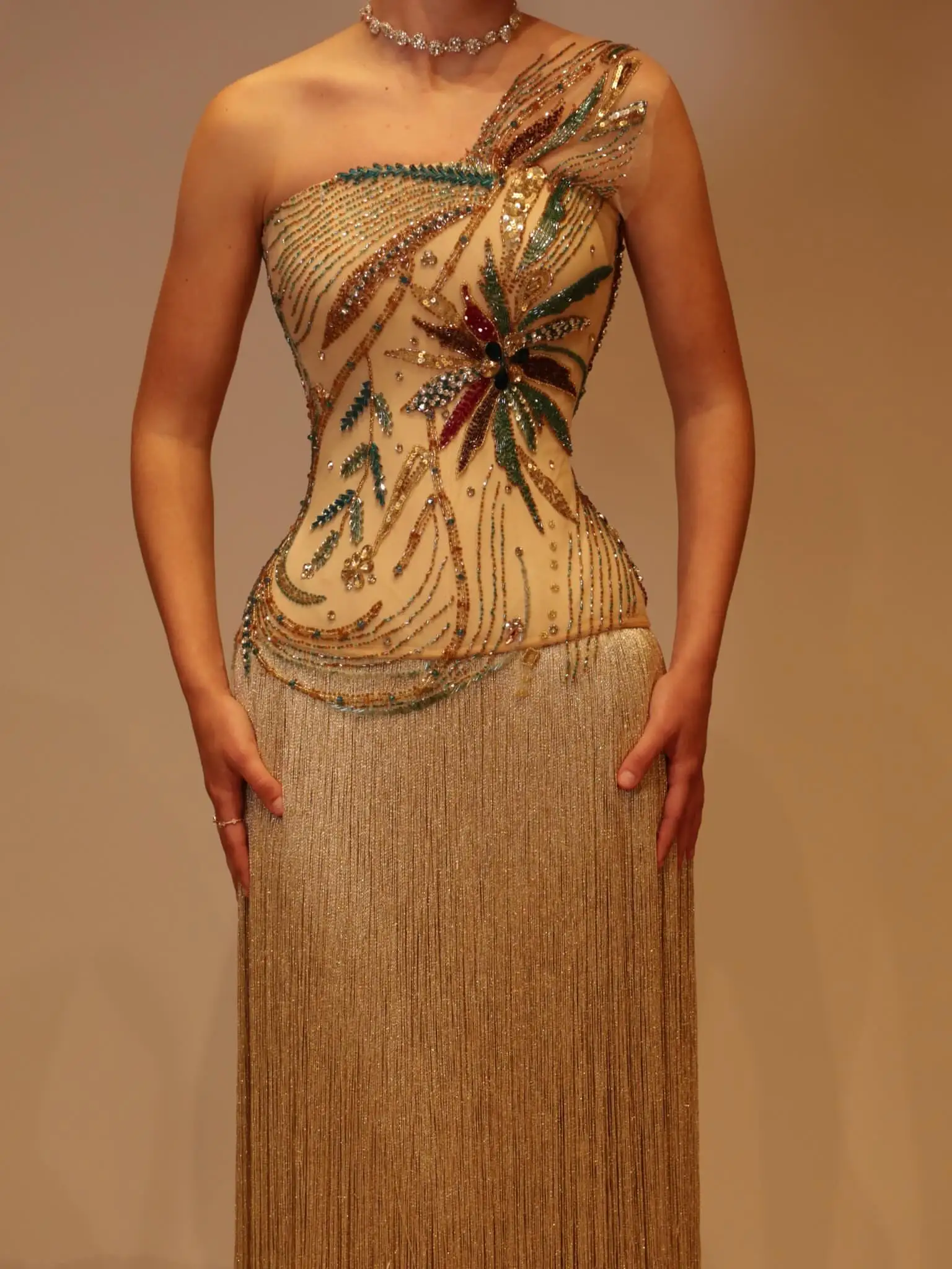 Customized Sexy Exquisite Elegant Vintage Women's Formal Evening Gowns Celebrity Dresses Cocktail Dresses Glitter Flowers tassel
Customized Sexy Exquisite Elegant Vintage Women's Formal Evening Gowns Celebrity Dresses Cocktail Dresses Glitter Flowers tassel