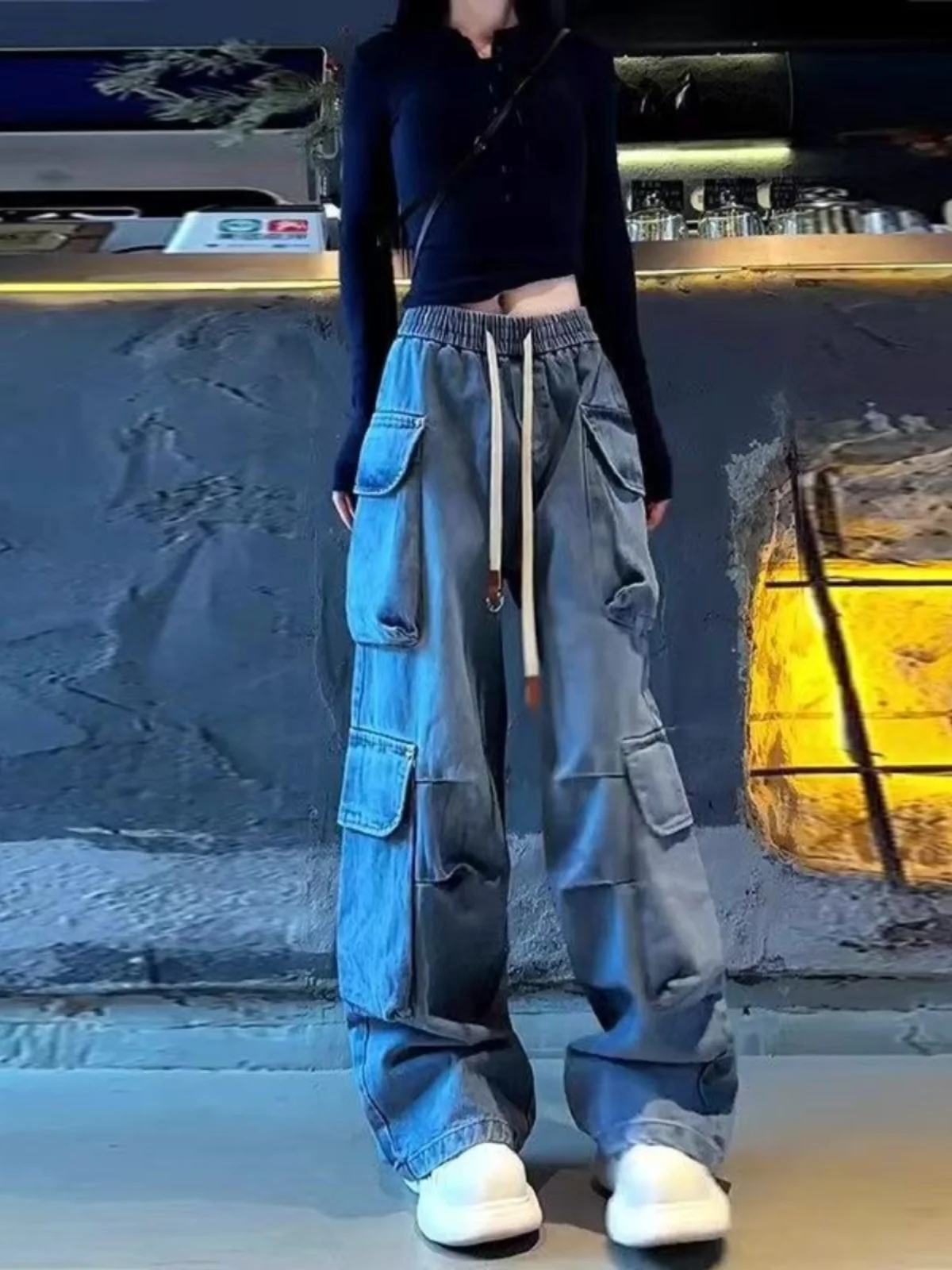 Retro High Waist Straight Leg Drawstring Women's Jeans Spring 2025 Large Pocket Versatile Wide Leg Pants Casual Style
Retro High Waist Straight Leg Drawstring Women's Jeans Spring 2025 Large Pocket Versatile Wide Leg Pants Casual Style