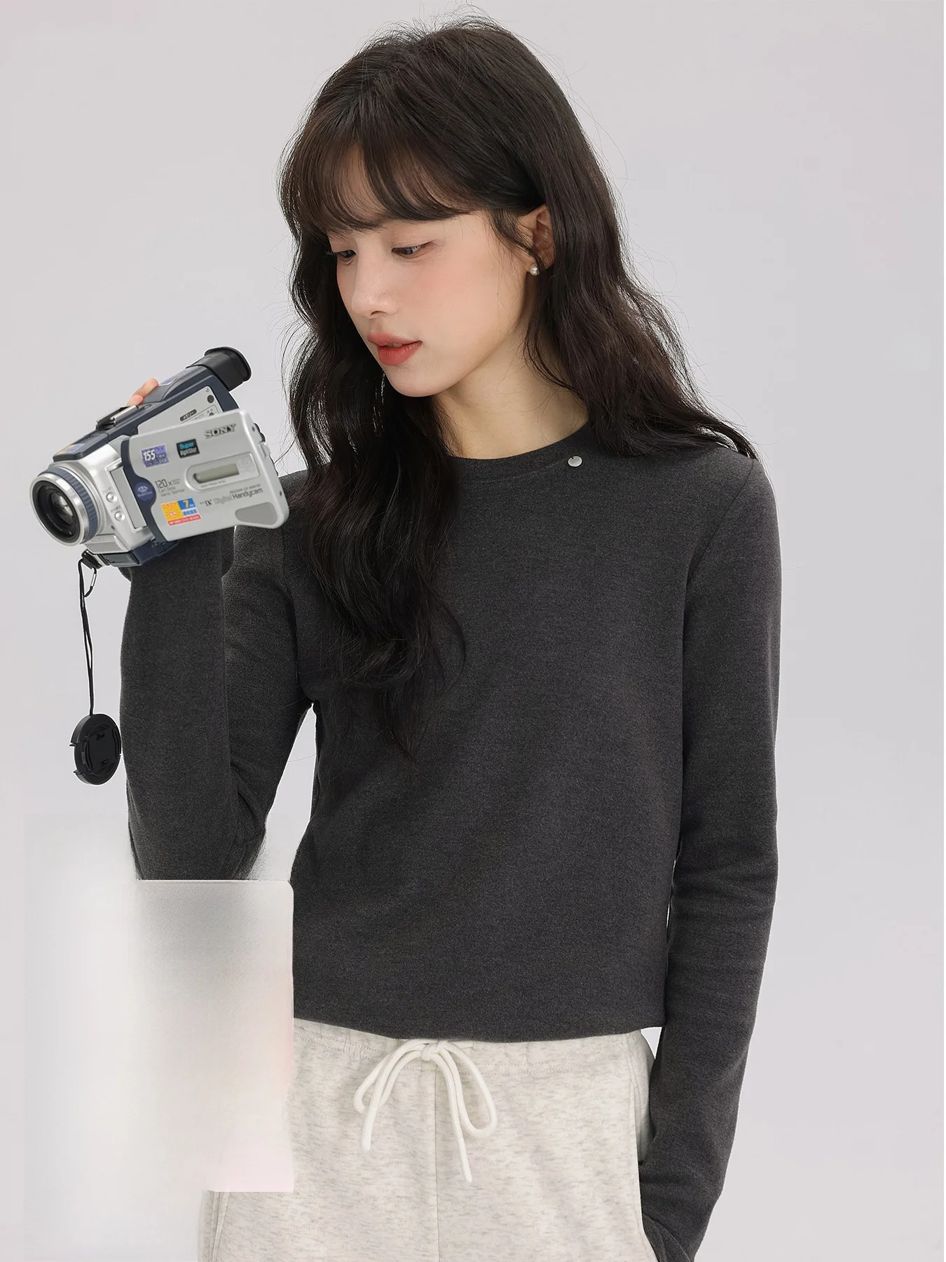 Утепленная женская базовая футболка с длинным рукавом, с пышными рукавами, на флисовой подкладке, зимняя, белая, для ношения под одеждой, черная, как верхняя одежда
Утепленная женская базовая футболка с длинным рукавом, с пышными рукавами, на флисовой подкладке, зимняя, белая, для ношения под одеждой, черная, как верхняя одежда