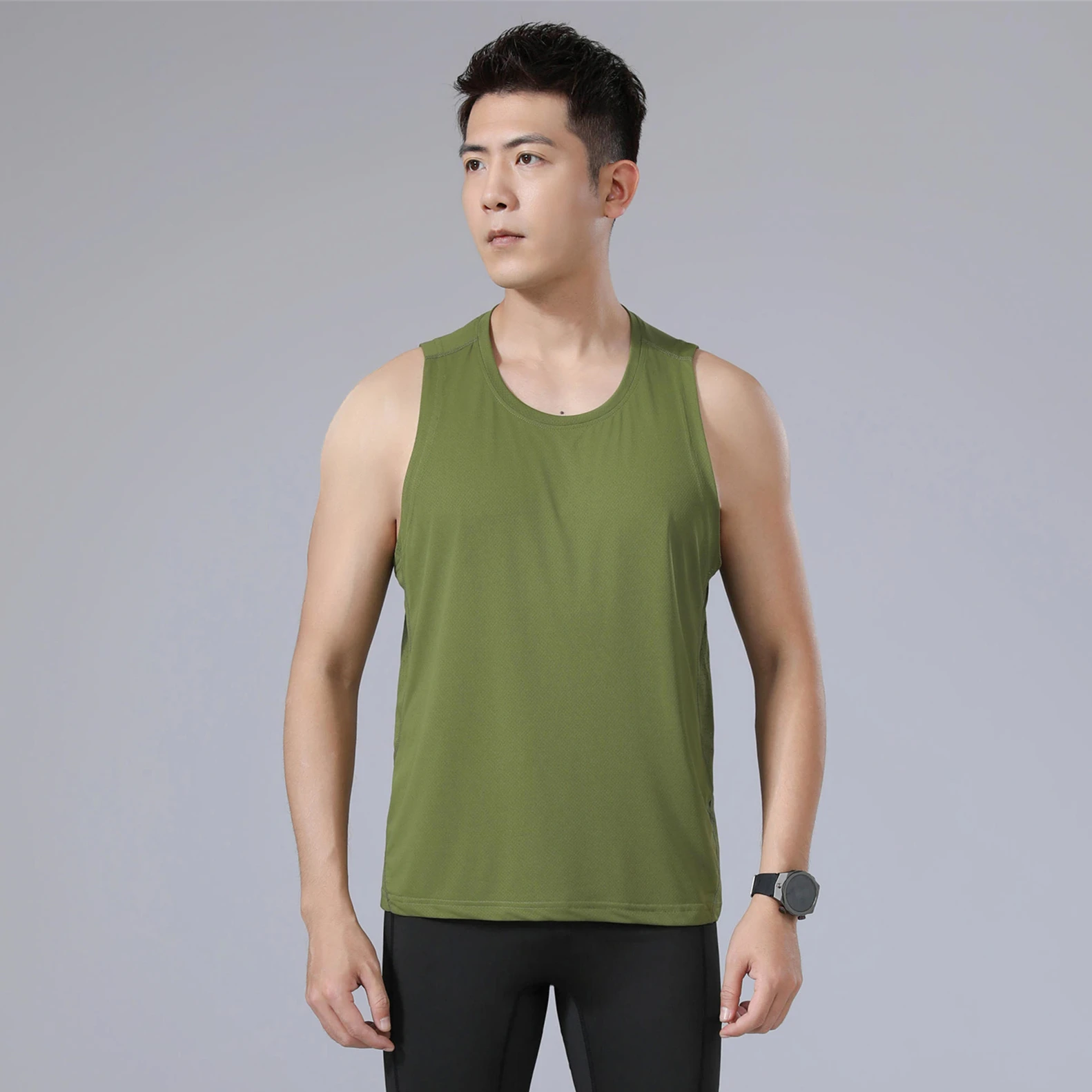 Мужские легкие жилеты для бега Urltra, топы, мужские тренировочные спортивные рубашки без рукавов для фитнеса и парней, одежда, быстросохнущая, дышащая
Мужские легкие жилеты для бега Urltra, топы, мужские тренировочные спортивные рубашки без рукавов для фитнеса и парней, одежда, быстросохнущая, дышащая