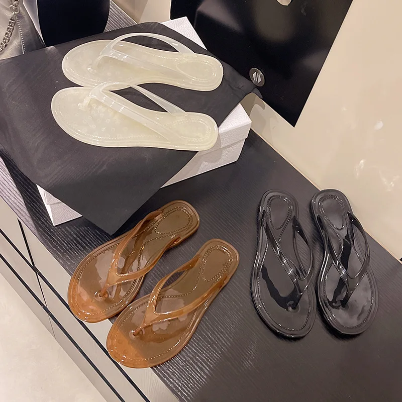2026 women's new sandals pair of slippers square headed fashionable crystal jelly flat bottom ms flip-flops
2026 women's new sandals pair of slippers square headed fashionable crystal jelly flat bottom ms flip-flops