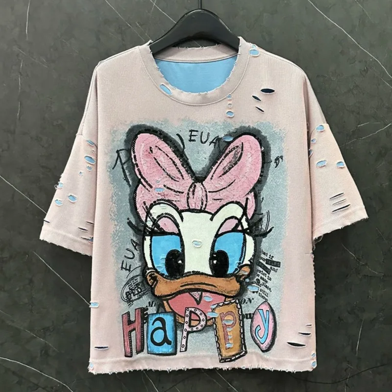 Disney Cute Cartoon Daisy Cute Hole Design Short Sleeve T-shirt For Women Spring Summer 2025 New Loose Casual Niche Short Top
Disney Cute Cartoon Daisy Cute Hole Design Short Sleeve T-shirt For Women Spring Summer 2025 New Loose Casual Niche Short Top