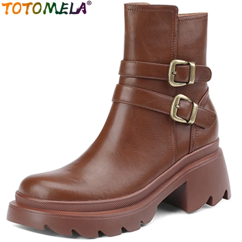 TOTOMELA 2022 New Spring Autumn Vintage Genuine Leather Women Boots Thick High Heels Dress Platform Shoes Zipper Ankle Boots
TOTOMELA 2022 New Spring Autumn Vintage Genuine Leather Women Boots Thick High Heels Dress Platform Shoes Zipper Ankle Boots