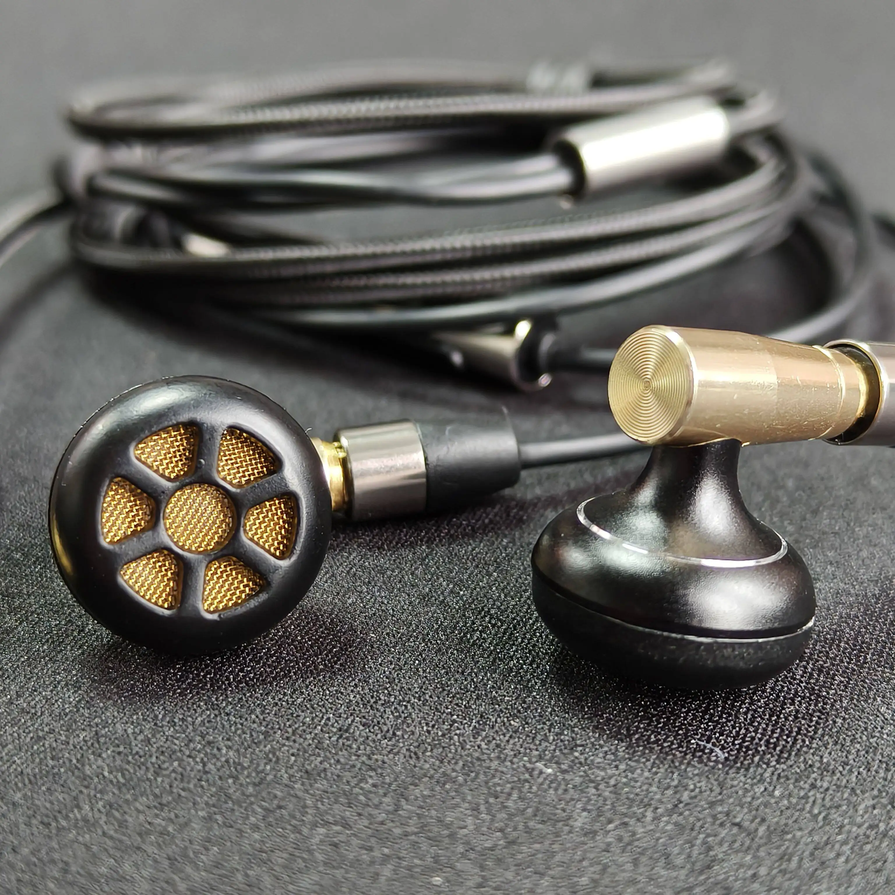 for Danish BO Luxury High-end Custom Detachable MMCX Fever Grade A8 Flat Head Earbuds With Mic, HiFi Sound Quality
for Danish BO Luxury High-end Custom Detachable MMCX Fever Grade A8 Flat Head Earbuds With Mic, HiFi Sound Quality
