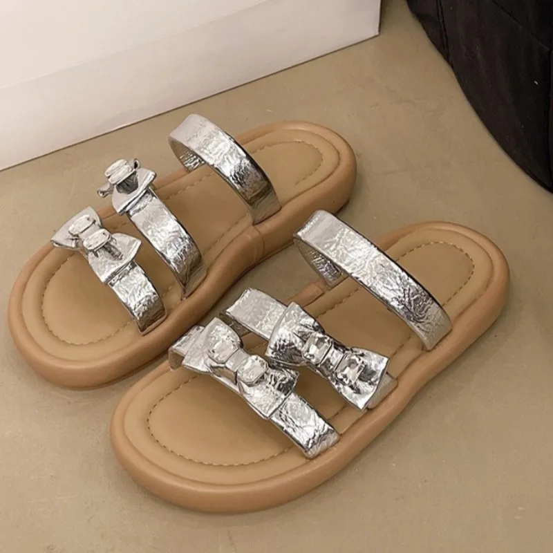 Platform Sandals Women's New Summer Round Toe Crystal Bow Soft Slip Non-Slip Heightened Comfort Roman Flip-Flops
Platform Sandals Women's New Summer Round Toe Crystal Bow Soft Slip Non-Slip Heightened Comfort Roman Flip-Flops