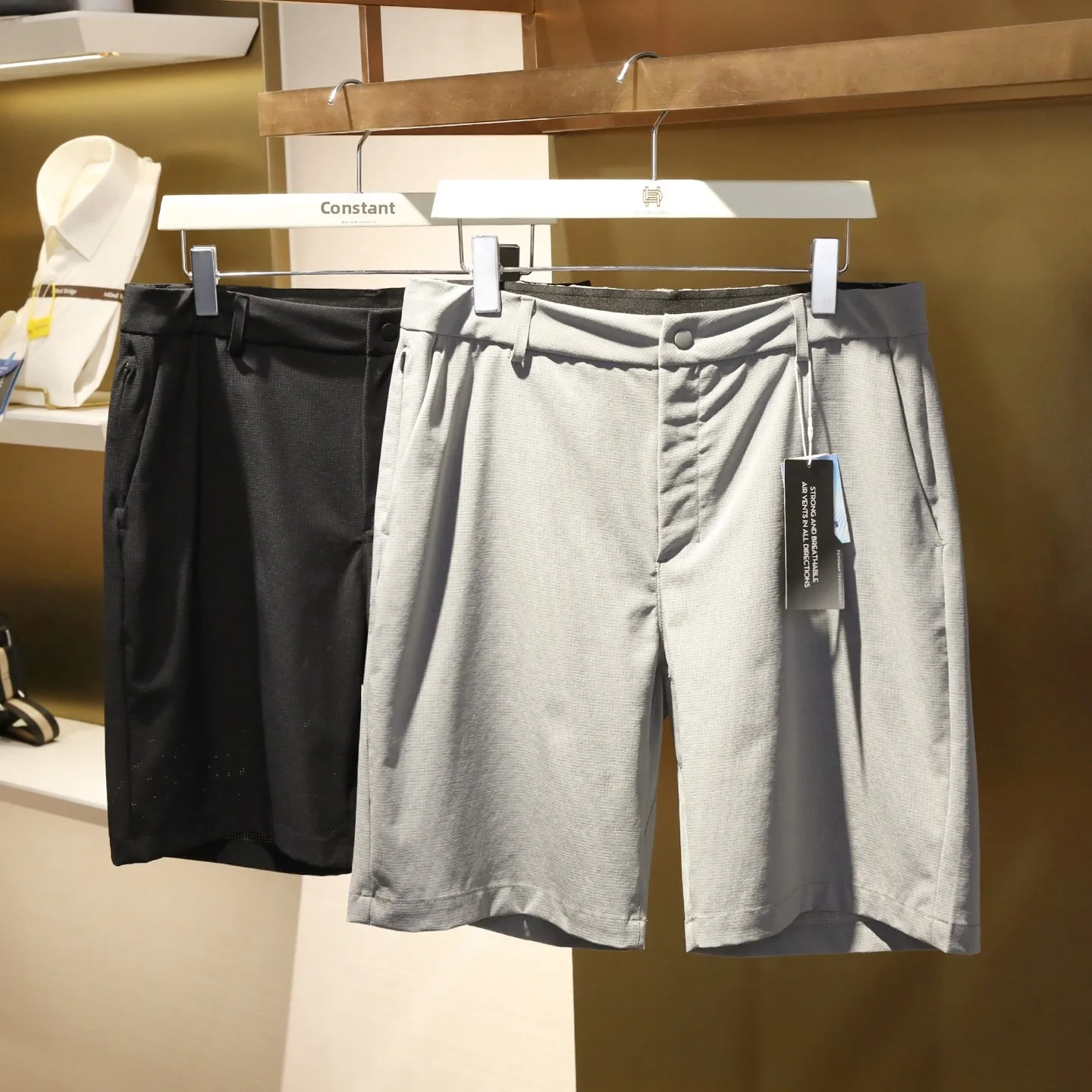 Light Luxury Summer New Men's Outdoor Sports Fitn Running Breathable Cool Feeling Me Five-Quarter Casual orts
Light Luxury Summer New Men's Outdoor Sports Fitn Running Breathable Cool Feeling Me Five-Quarter Casual orts