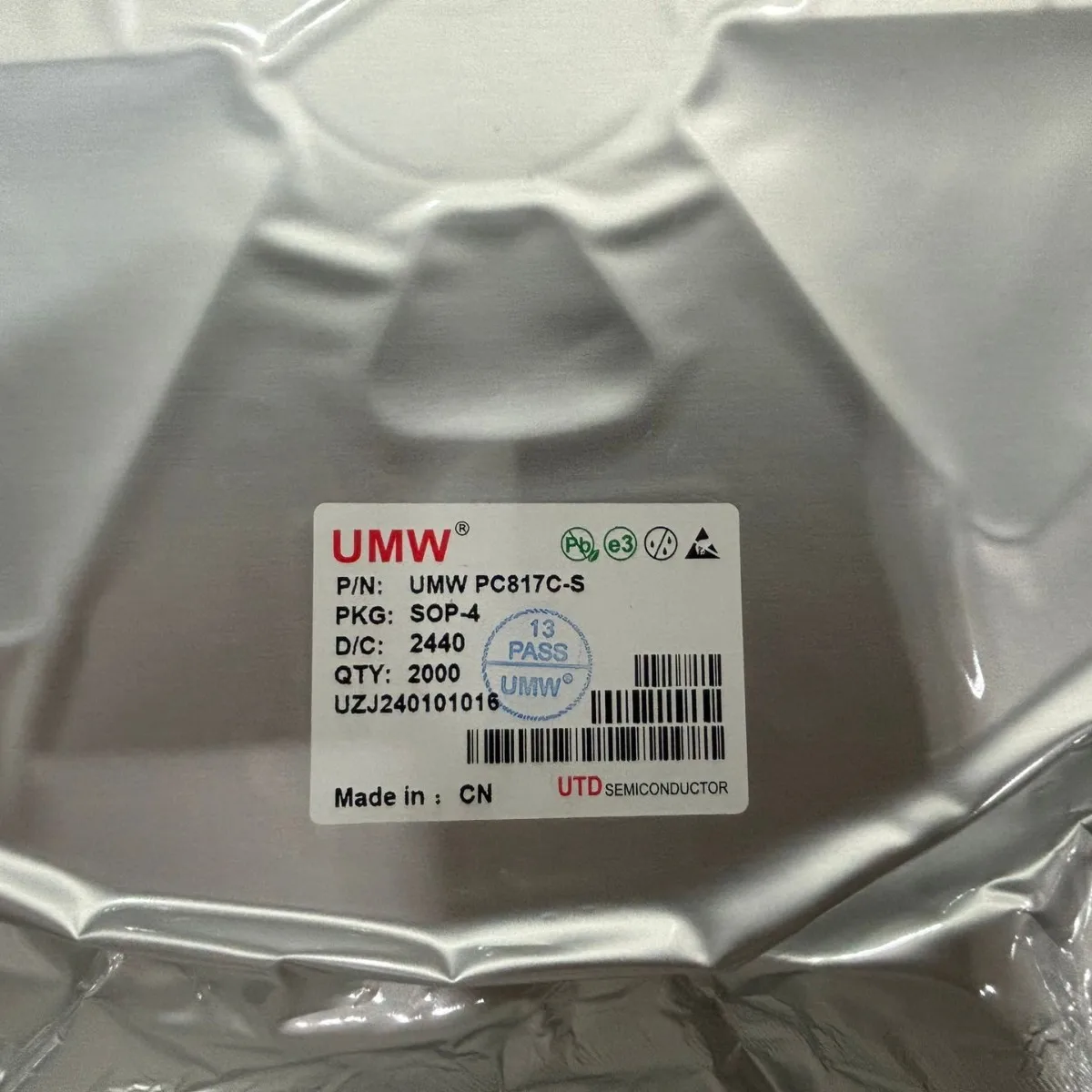 Transistor output optocoupler PC817C-S original genuine UMW Youtai silk-screened 817C IC chip integrated circuit
Transistor output optocoupler PC817C-S original genuine UMW Youtai silk-screened 817C IC chip integrated circuit