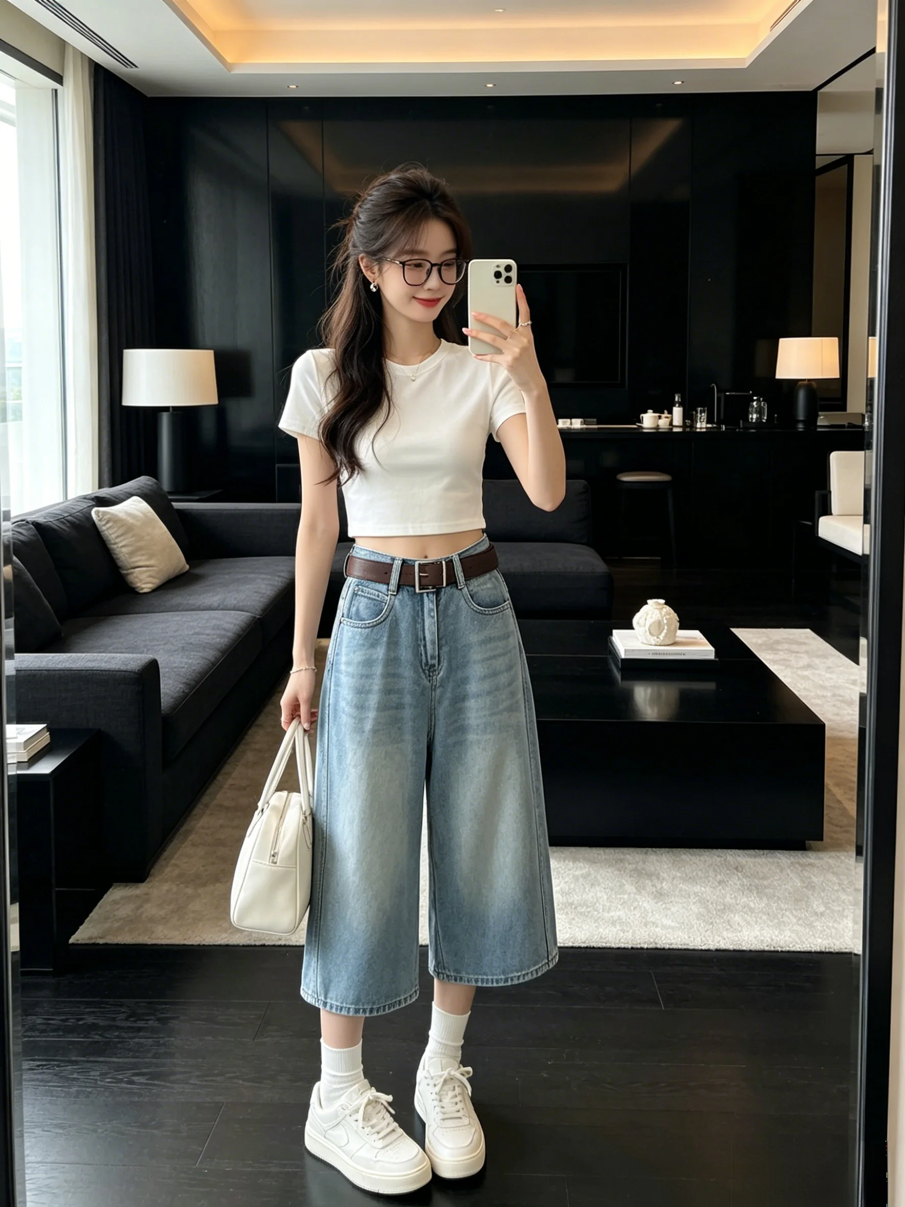 High Waist Wide Leg Workwear Jeans Loose Slimming Seven-Foot Pants with Belt Design Light Blue Korean Style Casual Jeans
High Waist Wide Leg Workwear Jeans Loose Slimming Seven-Foot Pants with Belt Design Light Blue Korean Style Casual Jeans