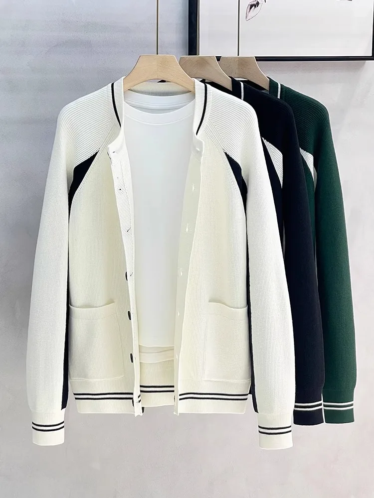 Итальянский вязаный джет, мужской осенне-зимний новый модный свитер высокого класса, кардиган, весенне-летняя верхняя одежда
Итальянский вязаный джет, мужской осенне-зимний новый модный свитер высокого класса, кардиган, весенне-летняя верхняя одежда