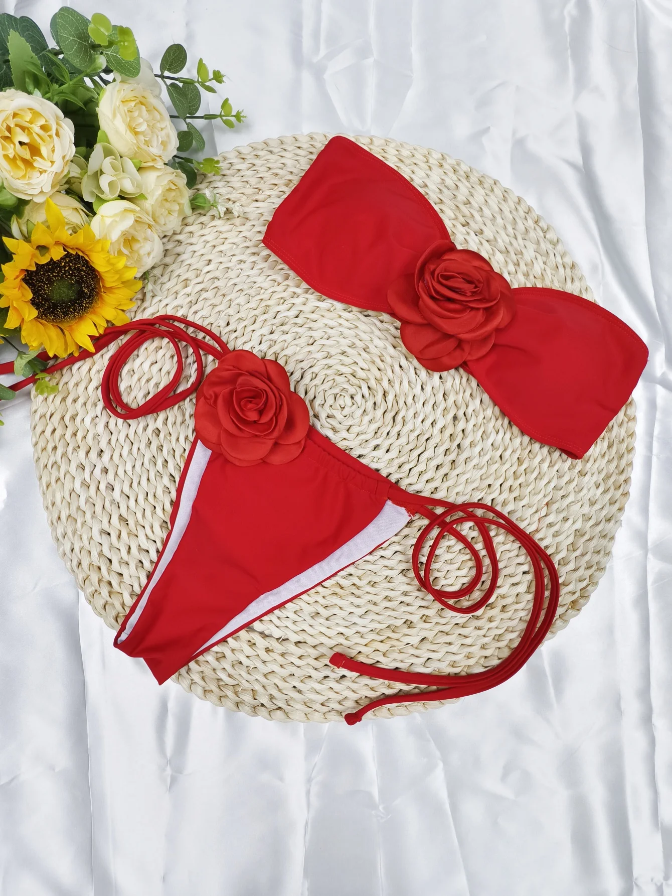 3D Floral Swimsuit Women Bandeau String Bikini 2025 Solid Sexy Push Up Swimwear Female Bathing Suit Swimming Summer Beachwear
3D Floral Swimsuit Women Bandeau String Bikini 2025 Solid Sexy Push Up Swimwear Female Bathing Suit Swimming Summer Beachwear