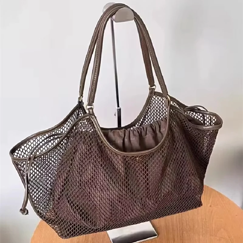 Woven Mesh Women's Tote Bag Creative Design Casual Vacation Fashion Texture Handbag Versatile Including Inner Bag Shoulder Bag
Woven Mesh Women's Tote Bag Creative Design Casual Vacation Fashion Texture Handbag Versatile Including Inner Bag Shoulder Bag