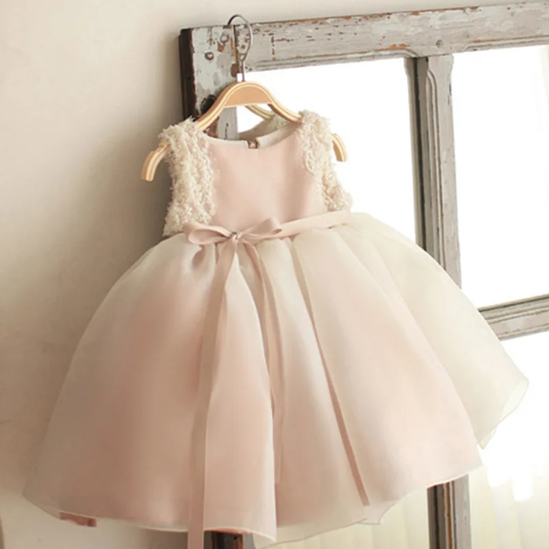 Children's Birthday Dress for Girls Pink Puffy Tulle Princess Dress Lace Sleeveless Performance Dress Children's First Birthday
Children's Birthday Dress for Girls Pink Puffy Tulle Princess Dress Lace Sleeveless Performance Dress Children's First Birthday