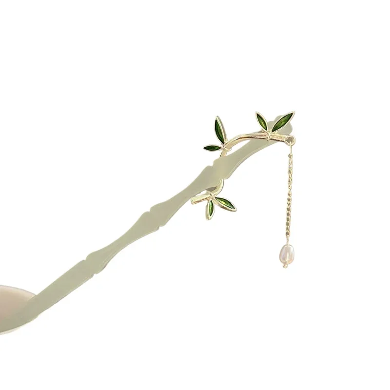 Jasper Bamboo New Chinese Hairpin National Style Bamboo Joint Advanced Sense Ancient Style Tassel Disc Hair Hairpin
Jasper Bamboo New Chinese Hairpin National Style Bamboo Joint Advanced Sense Ancient Style Tassel Disc Hair Hairpin