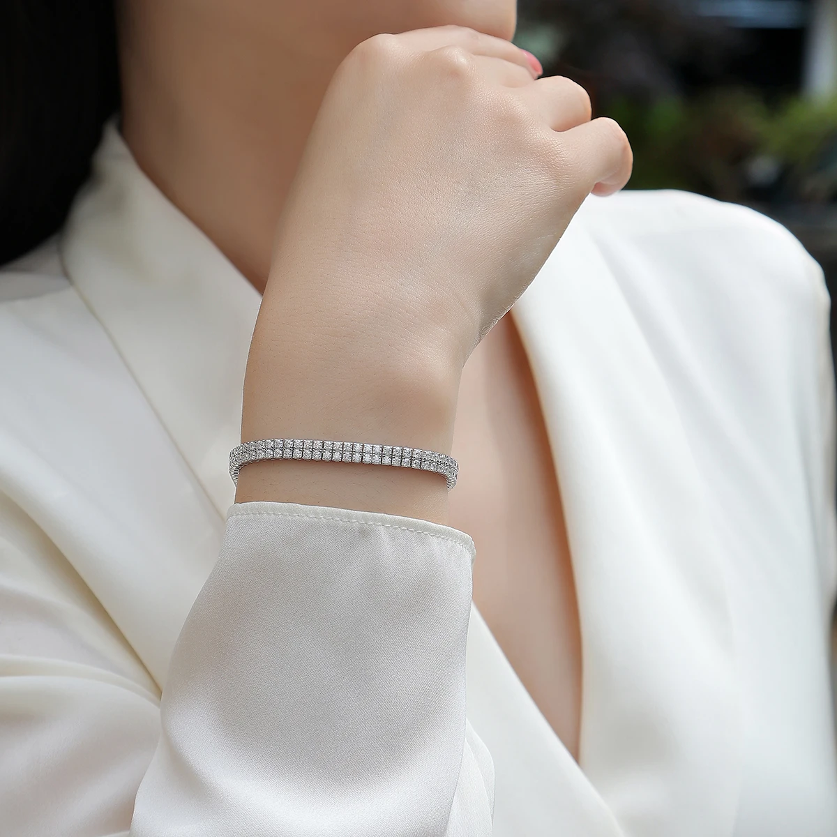 JIUZUAN Moissanite Tennis Bracelet Square Design 925 Silver 18K Gold Plated for Women Jewelry Gift Comes with GRA Certificate
JIUZUAN Moissanite Tennis Bracelet Square Design 925 Silver 18K Gold Plated for Women Jewelry Gift Comes with GRA Certificate