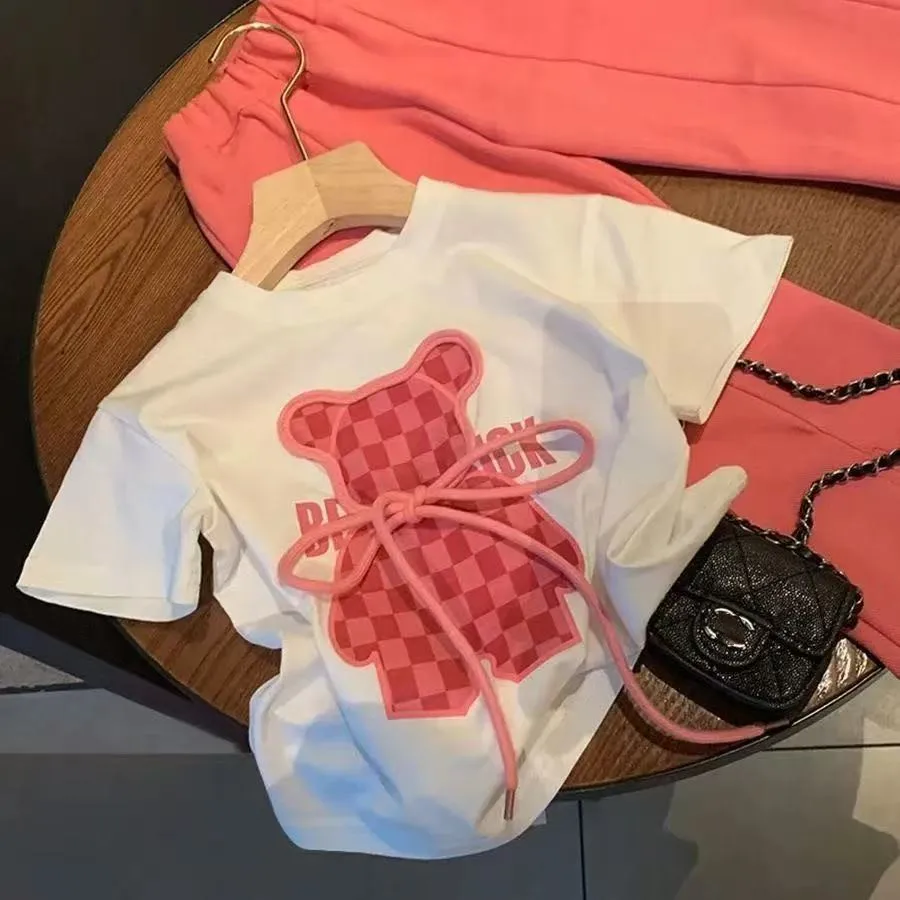 2-7 Year Girls Baby Clothes Set 2025 New Summer Children's Cartoon Print T-shirt Flare Pants Two Piece Set Kids Outfits 90-140CM
2-7 Year Girls Baby Clothes Set 2025 New Summer Children's Cartoon Print T-shirt Flare Pants Two Piece Set Kids Outfits 90-140CM