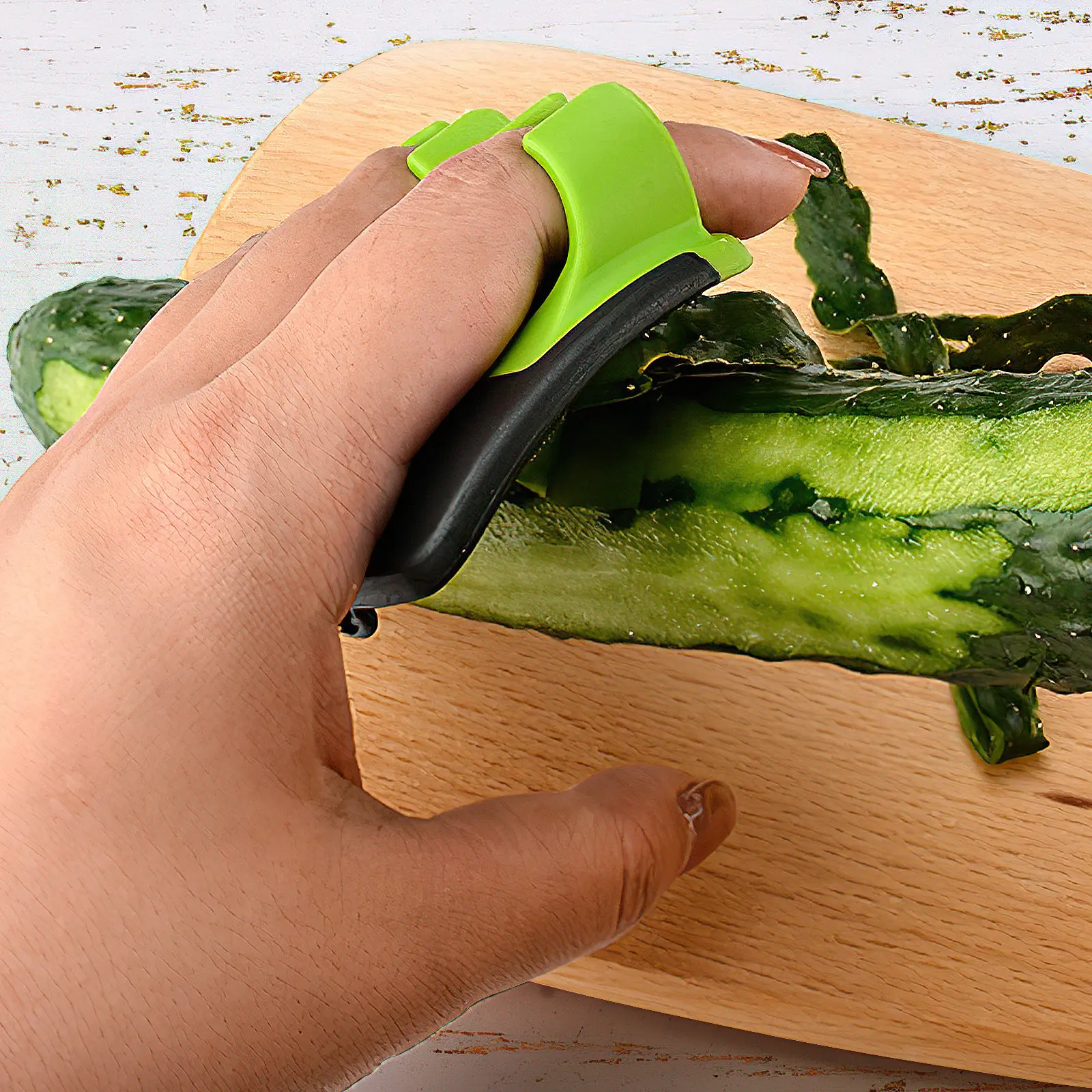 3Pcs Ergonomic Finger Style Fruit Vegetable Peeler Set PP Handle Non-Slip Kitchen Peeler for Arthritic Hands Professional
3Pcs Ergonomic Finger Style Fruit Vegetable Peeler Set PP Handle Non-Slip Kitchen Peeler for Arthritic Hands Professional