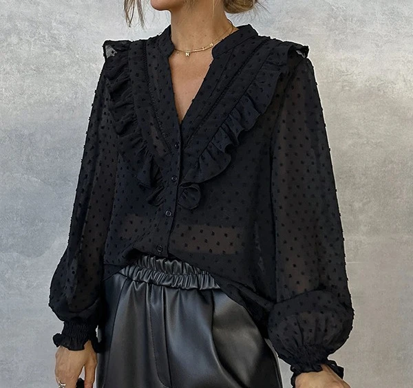 Cardigan Blouse Shirt Women 2024 Summer New Elegant Fashion Versatile Button Solid Color V-Neck Lantern Sleeve Top for Female
Cardigan Blouse Shirt Women 2024 Summer New Elegant Fashion Versatile Button Solid Color V-Neck Lantern Sleeve Top for Female